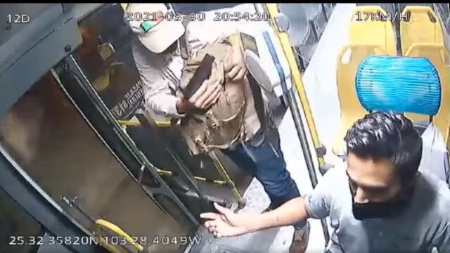 Asaltan a conductor en Torreón