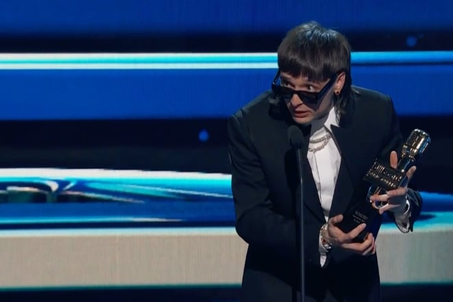 Por segunda vez, Peso Pluma gana en los Premios Billboard de la Música Latina 2023