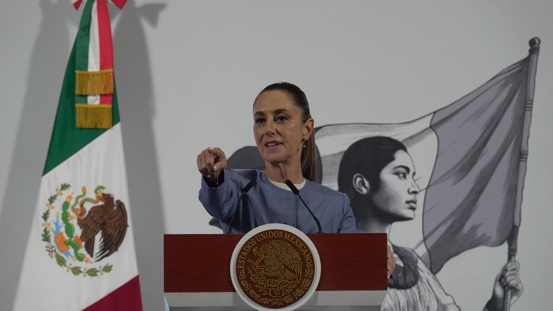 Claudia Sheinbaum tunde a Carlos Loret de Mola, Genaro García Luna y Felipe Calderón por caso Israel Vallarta