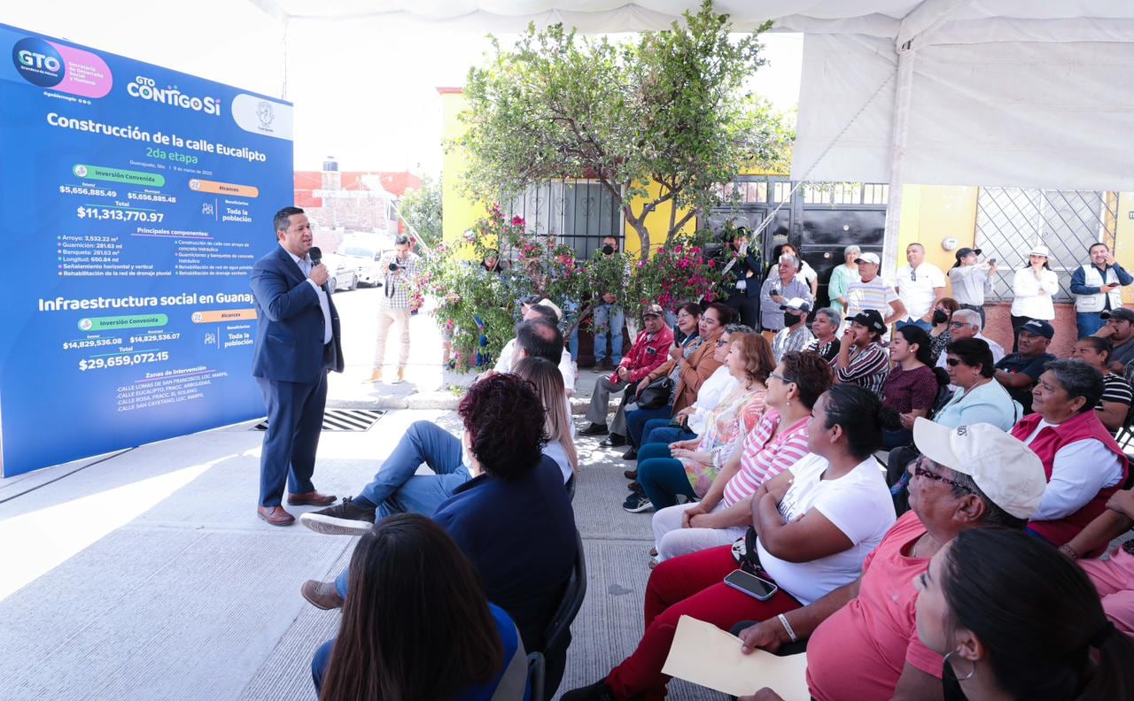 Diego Sinhue Rodríguez entrega apoyos a productores agrícolas en Guanajuato