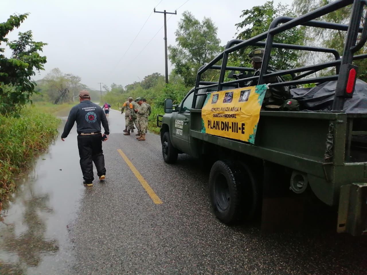 Protección Civil atiende viviendas afectadas por lluvias en Teapa Tabasco