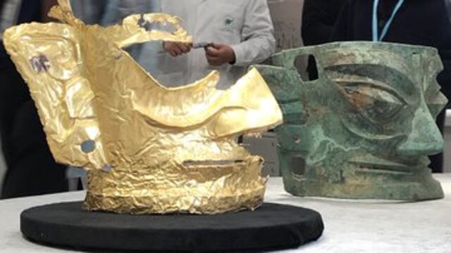 Máscara de Oro China