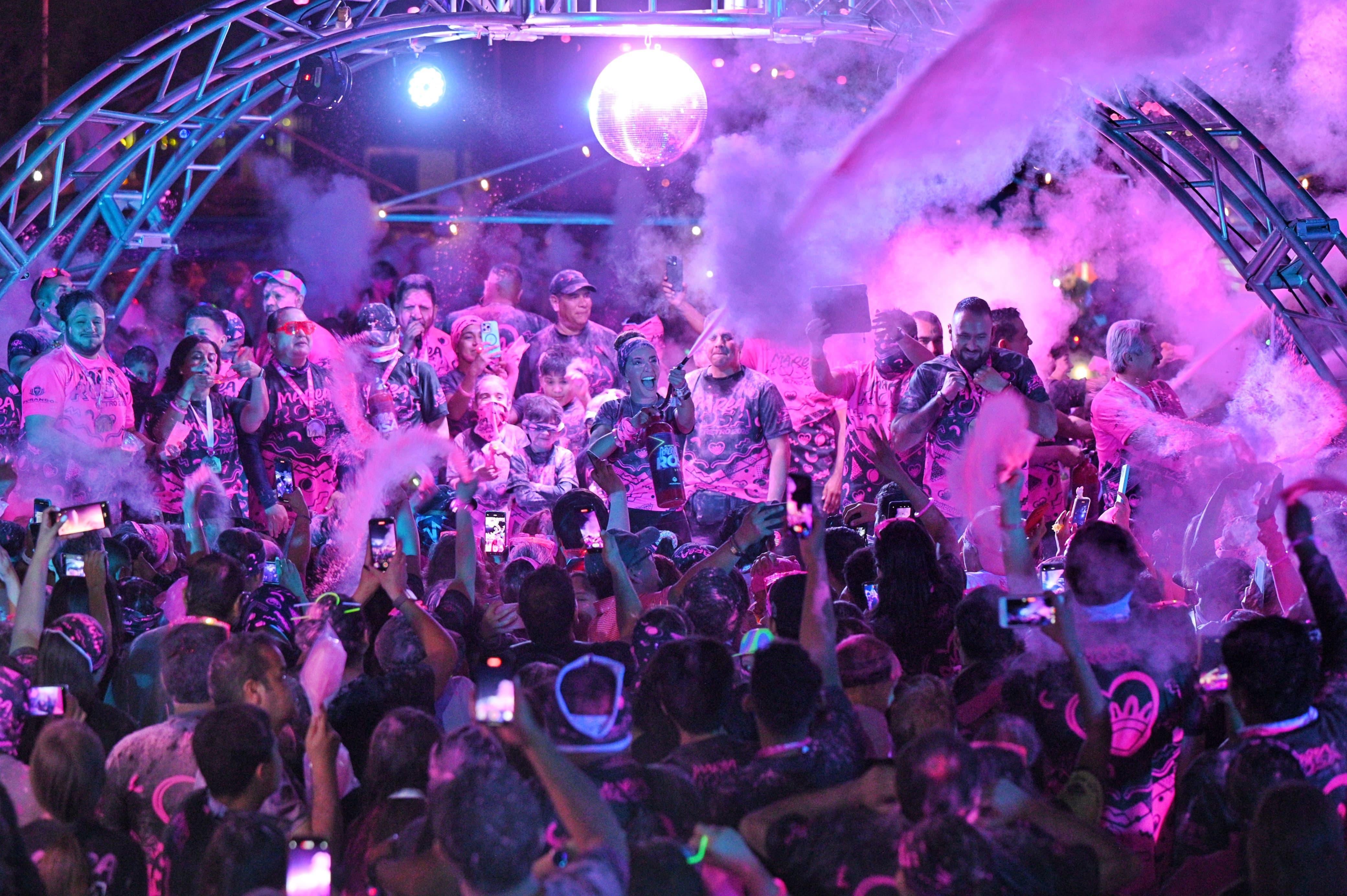 Esteban Villegas y Marisol Rosso encabezan Marea Rosa 2025 en Durango.