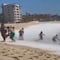 ¡Cuidado al meterte al mar en Semana Santa! Olas arrastran a turistas de Estados Unidos y casi se los llevan