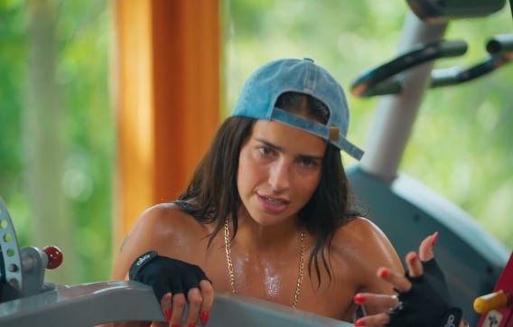 Bárbara de Regil contando el acoso que vivió por Memo del Bosque.