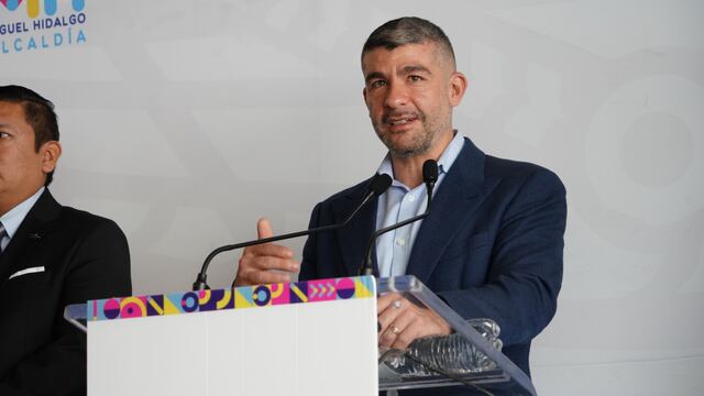 Mauricio Tabe, alcalde de la Miguel Hidalgo.