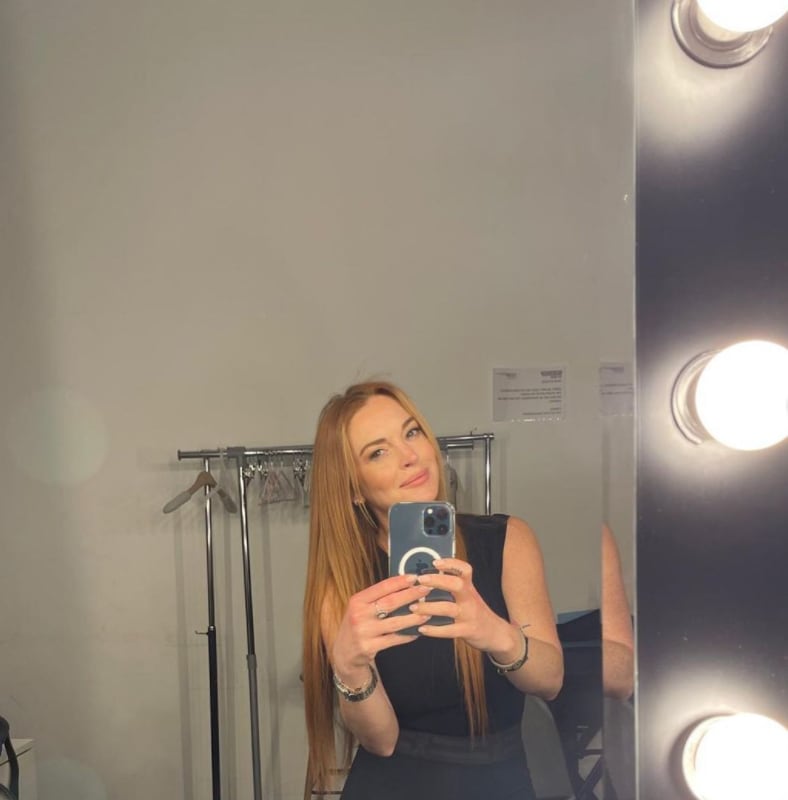 Lindsay Lohan selfie