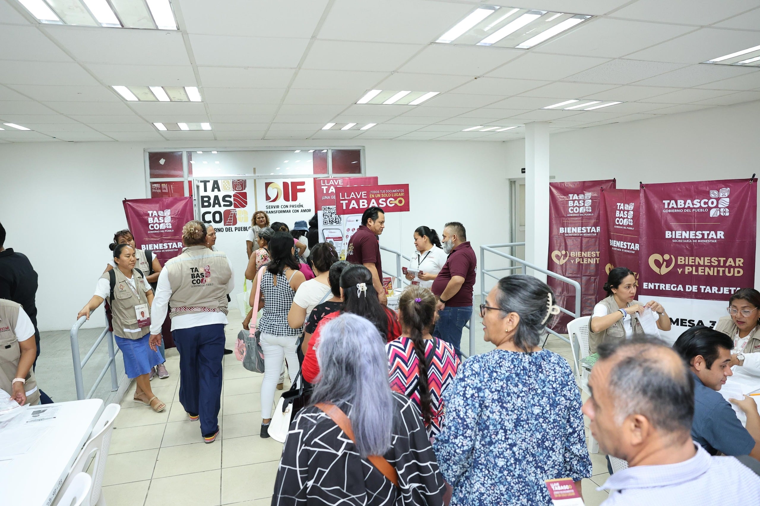 Tabasco incorpora a 389 nuevos beneficiarios varones a la pensión Bienestar y Plenitud.