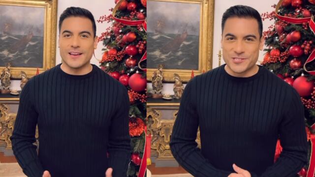Carlos Rivera manda mensaje navideño, pero no frente a su árbol de Navidad tétrico.