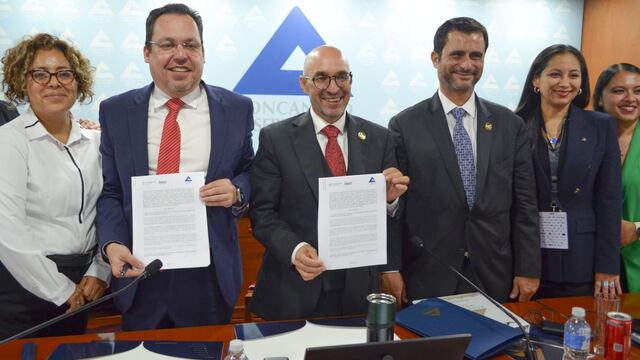 Fonacot firma convenios con Concanaco Servytur y el Colegio de Contadores