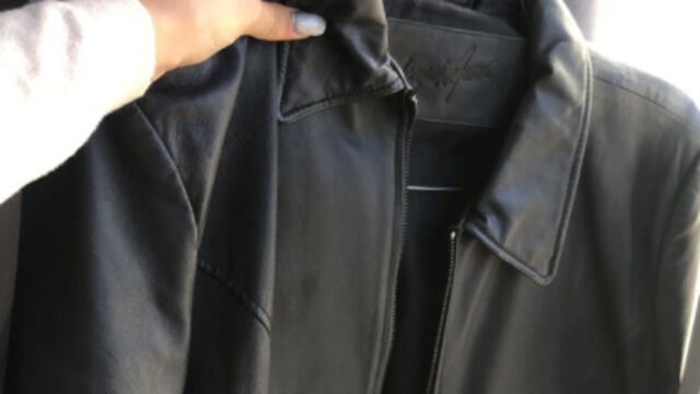 Chamarra de piel que robaron