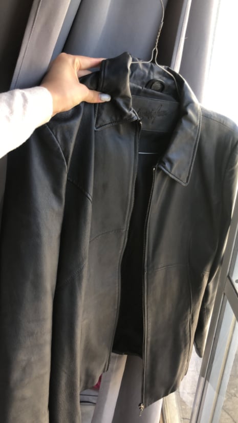 Chamarra de piel que robaron