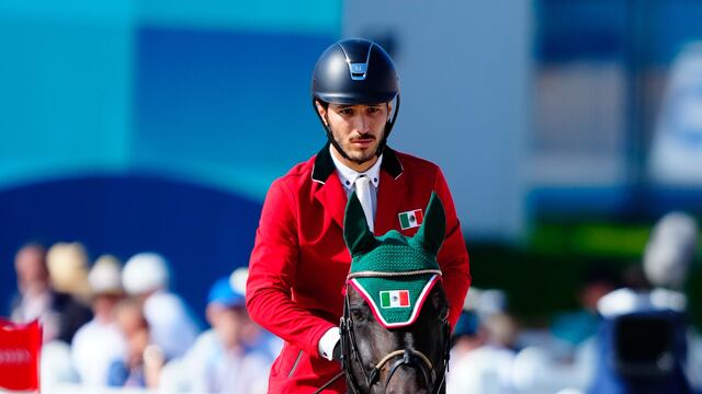Andres Azcarraga, jinete mexicano.