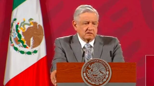 AMLO y las fuerzas armadas.