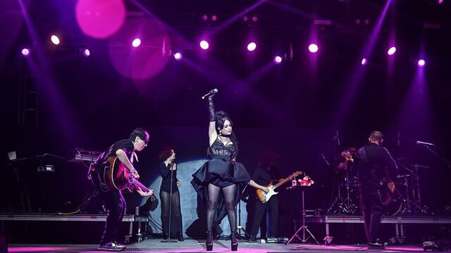 El regreso de Belanova decepciona a sus fans porque en vivo suenan bien feo, se quejan (VIDEO)