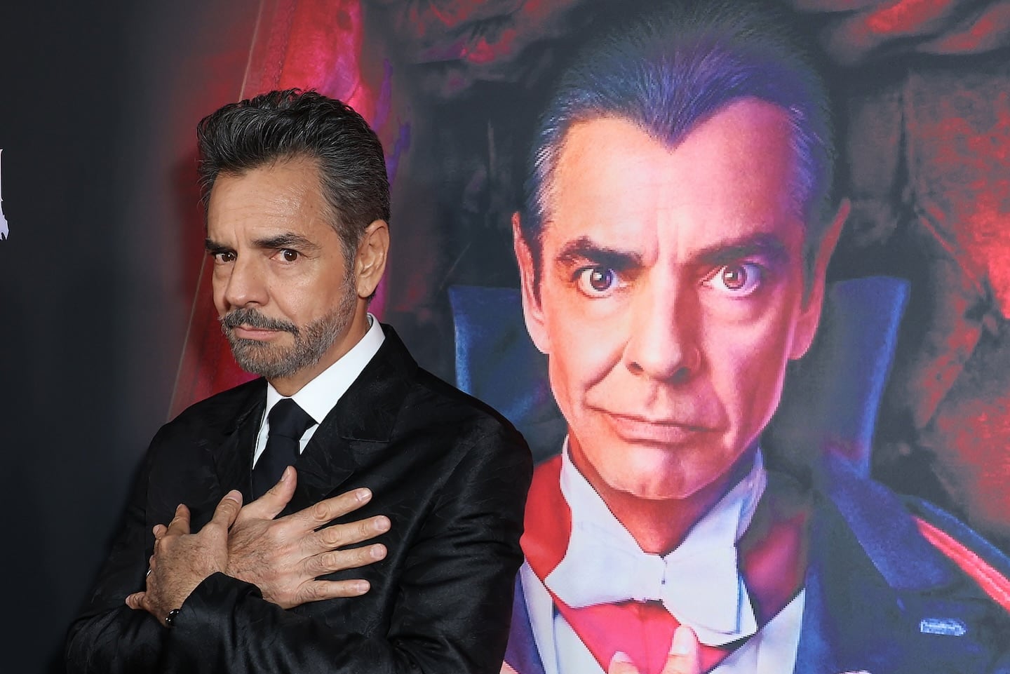 Eugenio Derbez en la premier de ¡Y llegaron de Noche!