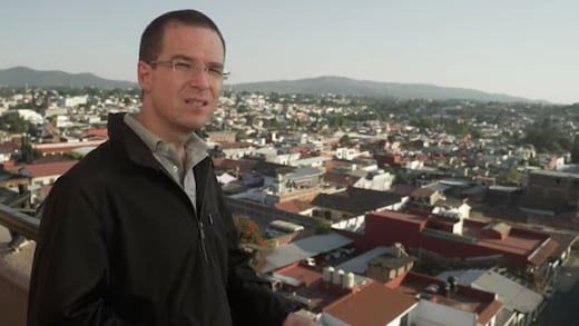 Ricardo Anaya compara mortalidad por Covid-19 con población de Uruapan