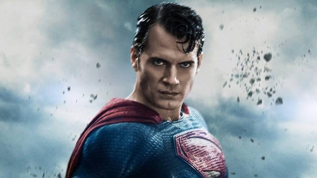 Henry Cavill como Superman