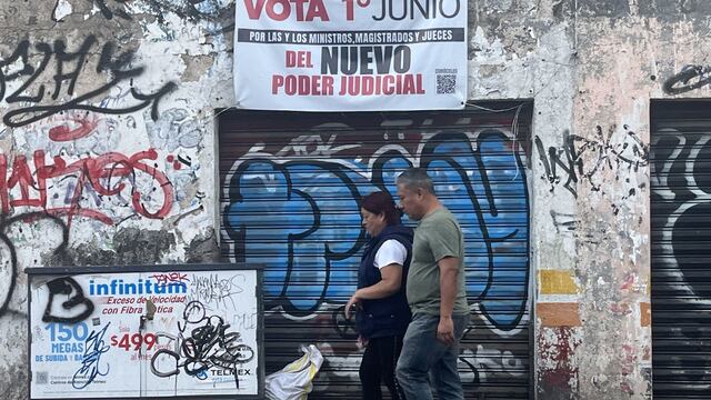 Lonas y rótulos invitan al voto por ministros magistrados y jueces este 1 de junio en la alcaldía Iztapalapa