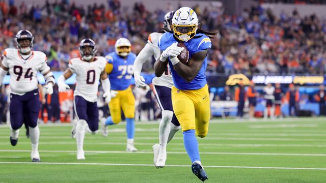 Chargers vs Broncos: La insólita jugada que no se veía en la NFL desde 1976