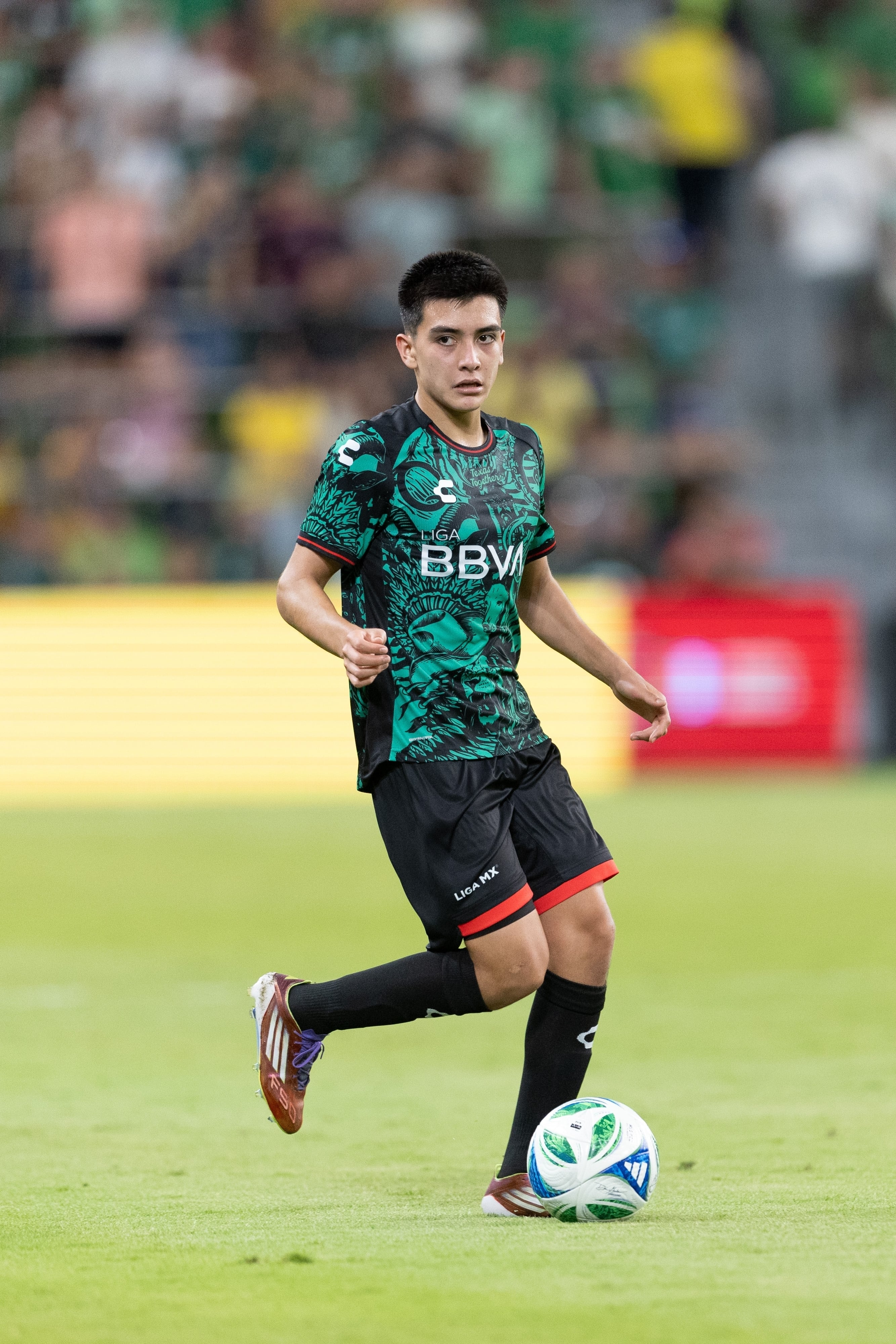 Gilberto Mora
