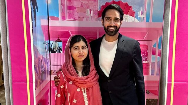 Malala Yousafzai se une a la fiebre: Esta Barbie tienen un premio Nobel, él sólo es Ken