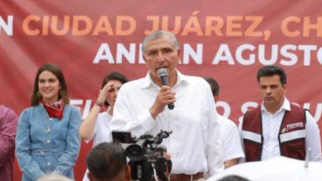 Andrea Chávez, Adán Augusto López