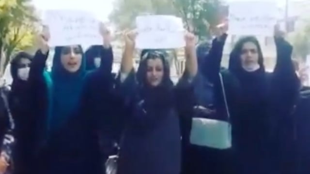 Protesta de mujeres en Afganistán