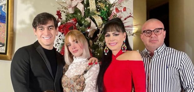 Imelda Garza Tuñón, Julián Figueroa y Maribel Guardia