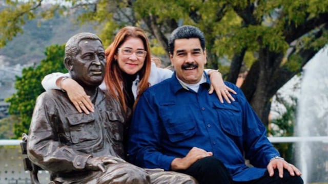Cilia Flores junto a su esposo Nicolás Maduro