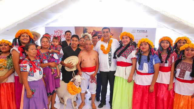 Puebla obtuvo denominación de origen para el mole de caderas