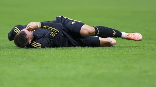 Alarma en Selección Mexicana: Revelan el tiempo que Santiago Giménez estará inactivo