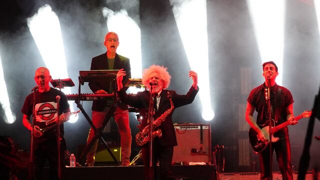 Los Fabulosos Cadillacs en el Zócalo de la CDMX en un concierto de 2023