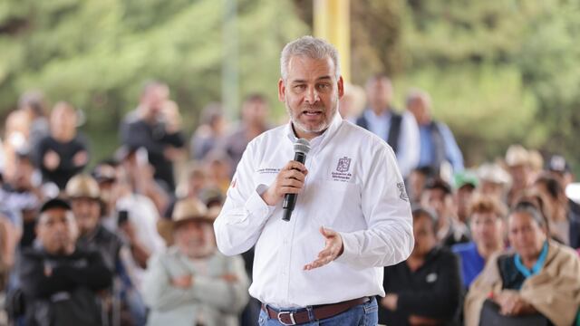 Alfredo Ramírez Bedolla garantiza insumos para agricultores