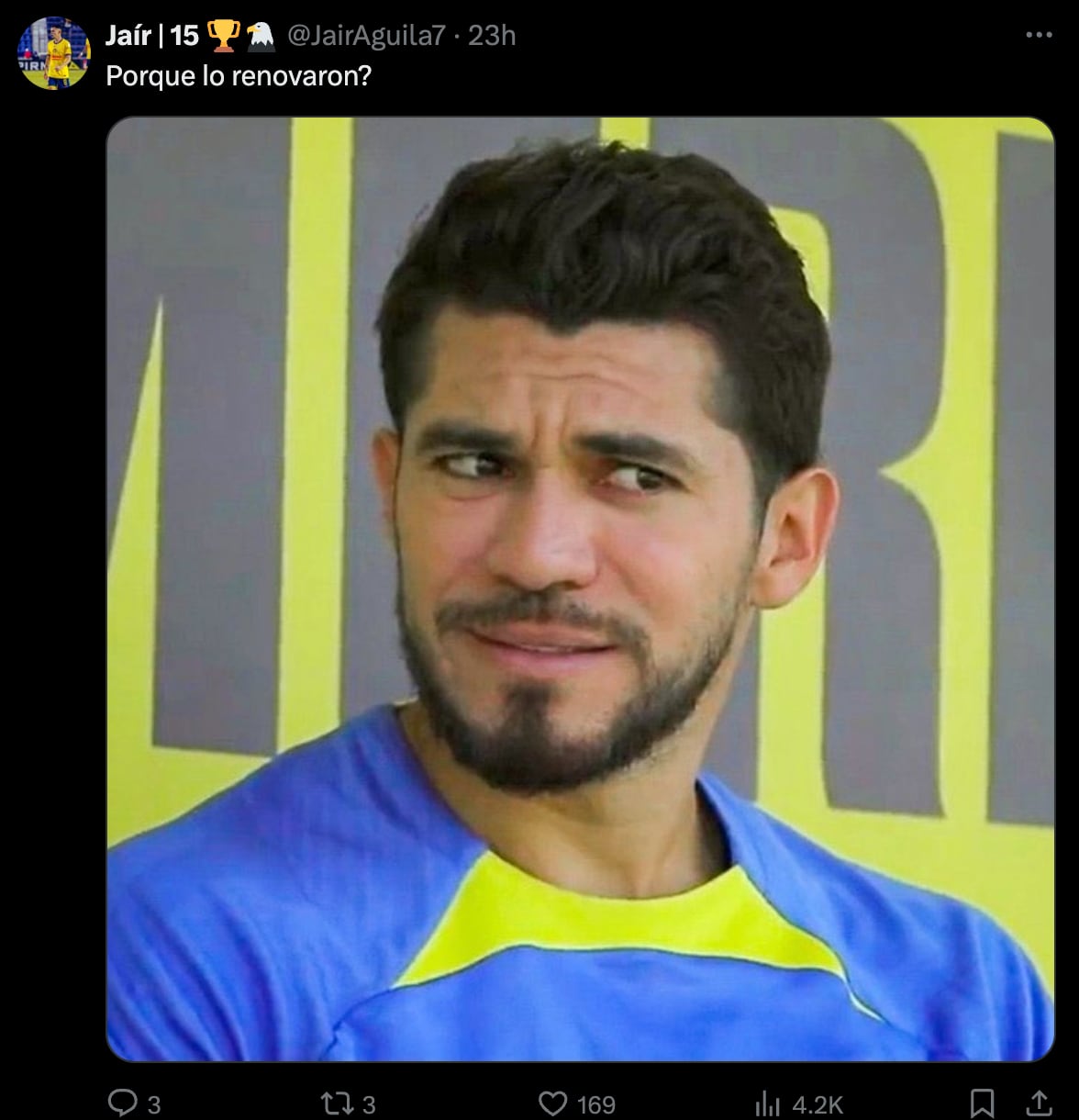 Fans se quejan de la renovación de Néstor Araujo