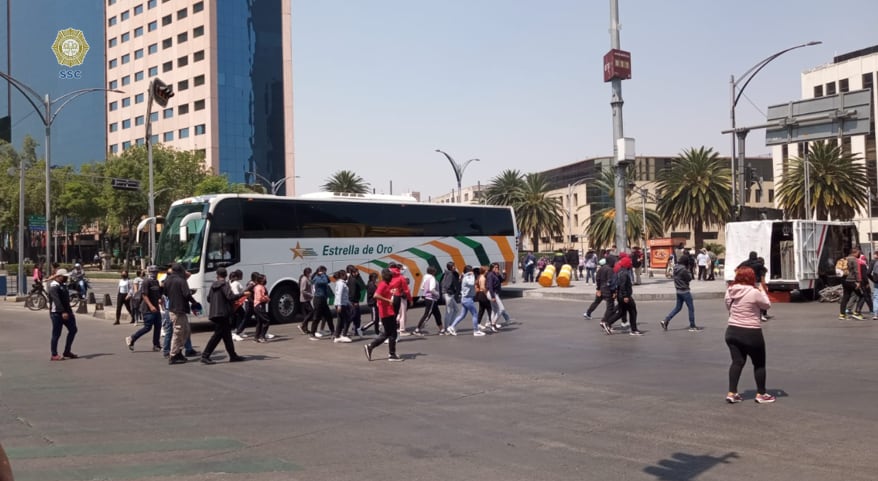 Bloqueo en Paseo de la Reforma y Eje 1 Bucareli