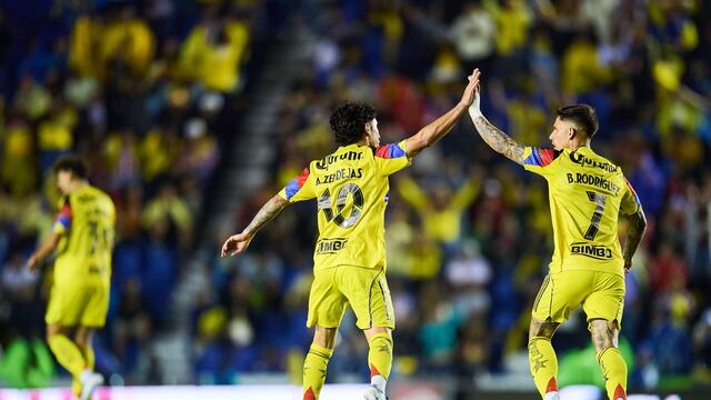 ¿Arbitraje benefició al América en el Clásico? Afirman que el gol azulcrema no debió contar.