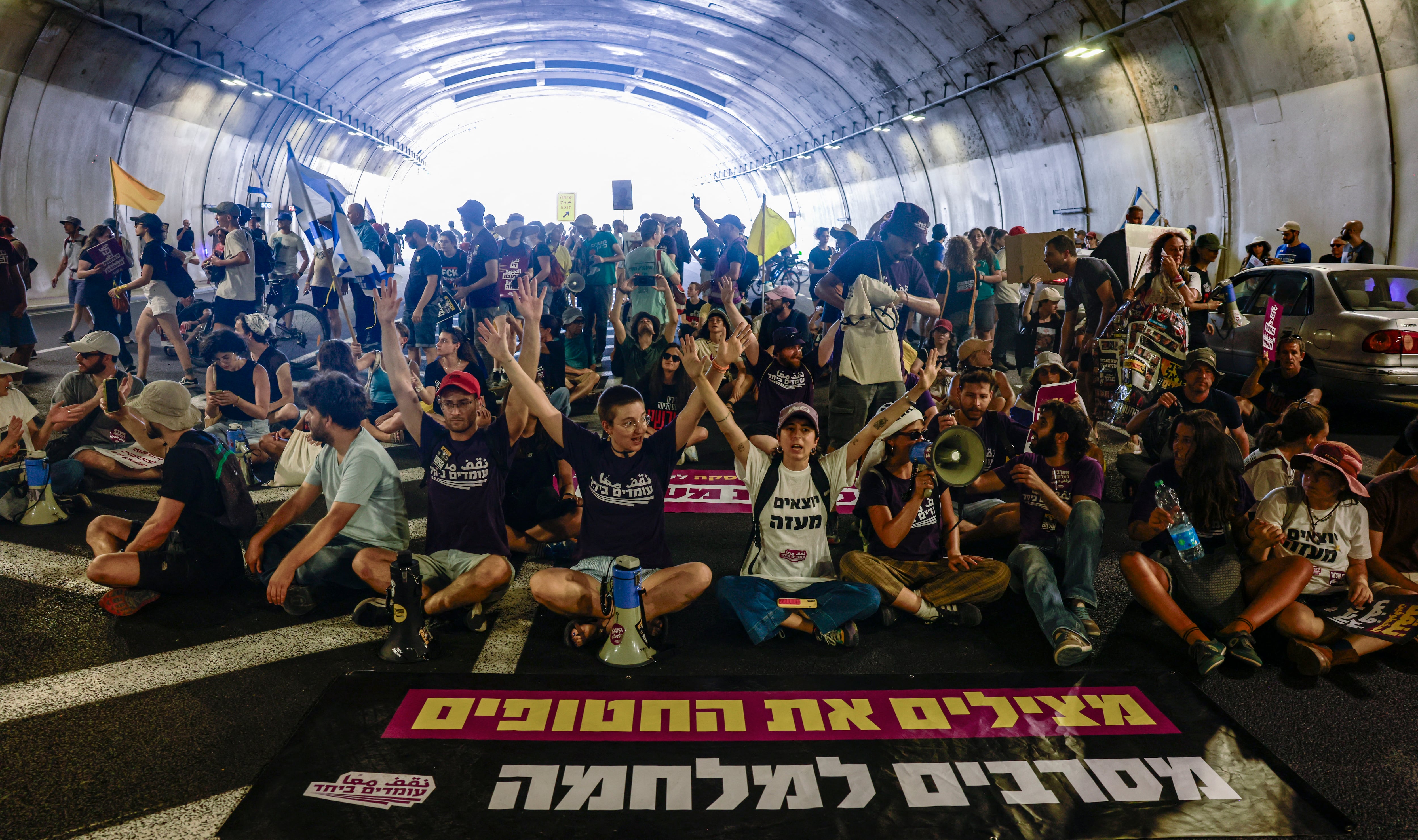 Miles de israelíes inician huelga nacional para exigir fin de la guerra en Gaza y liberar rehenes