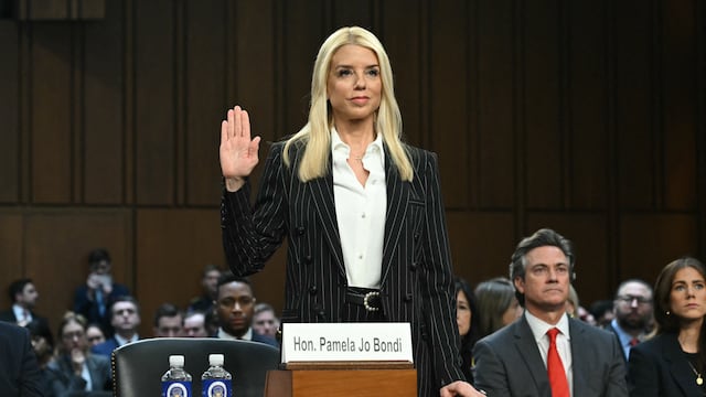 Pam Bondi es confirmada como nueva fiscal general de Estados Unidos; fue nominada por Donald Trump