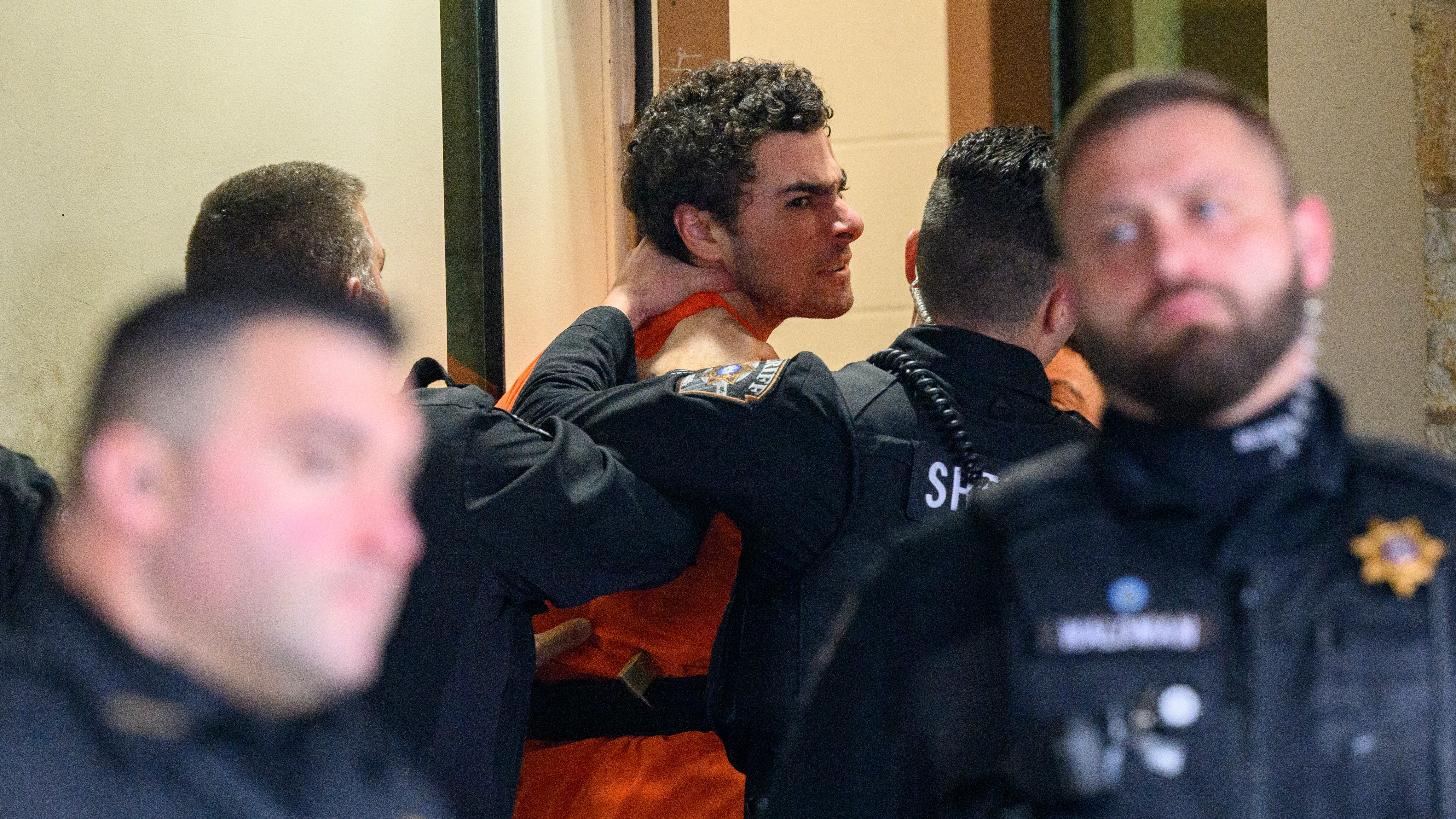 Luigi Mangione se declara inocente del asesinato de Brian Thompson, CEO de United Healthcare