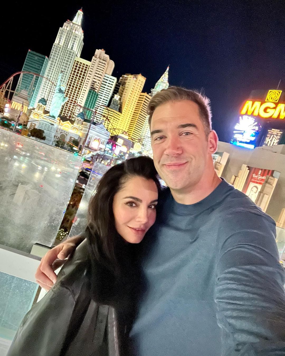 Martha Higareda y Lewis Howes