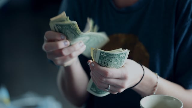 Oración a San Cipriano para el dinero