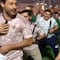 Aficionados mexicanos ponen ambiente en Qatar al bailar “Payaso de Rodeo”