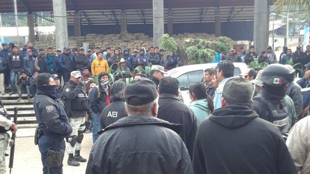 Guardia Nacional retenida en Oaxaca