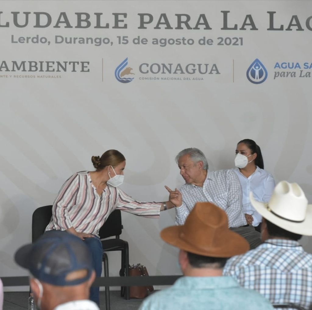 Marina Vitela Rodríguez y AMLO