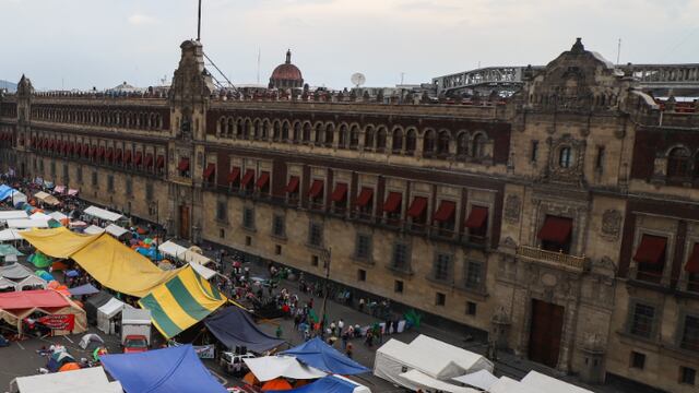 Palacio Nacional. Detenido con supuesta bomba.
