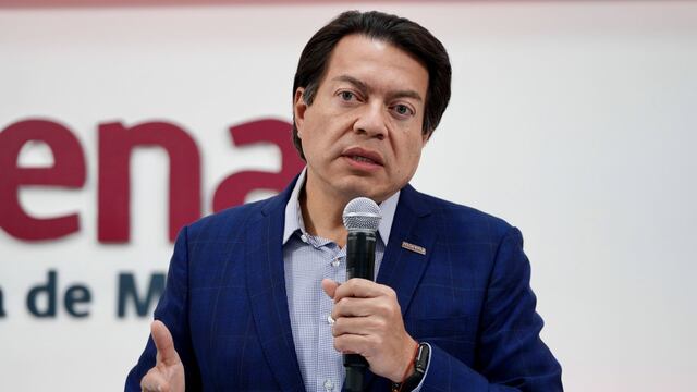 Mario Delgado dirigente de Morena durante la conferencia de prensa.