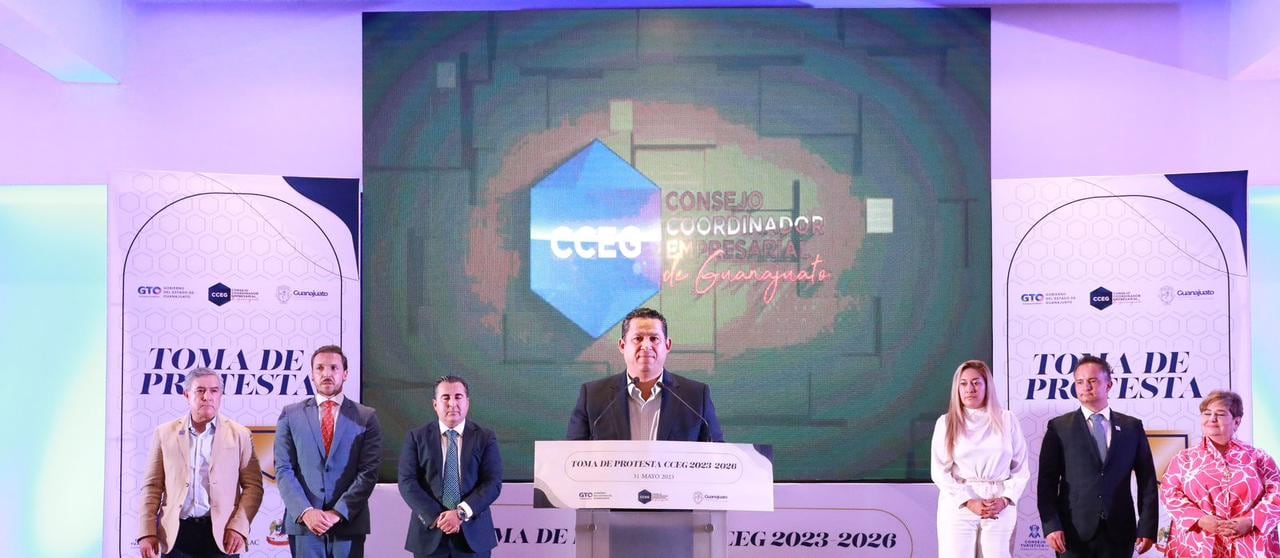 Diego Sinhue Rodríguez toma protesta al Consejo Coordinador Empresarial de la ciudad de Guanajuato