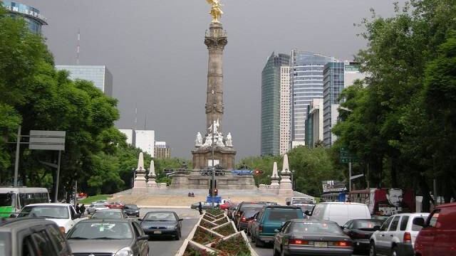 HOY NO CIRCULA JUEVES 11 DE MAYO