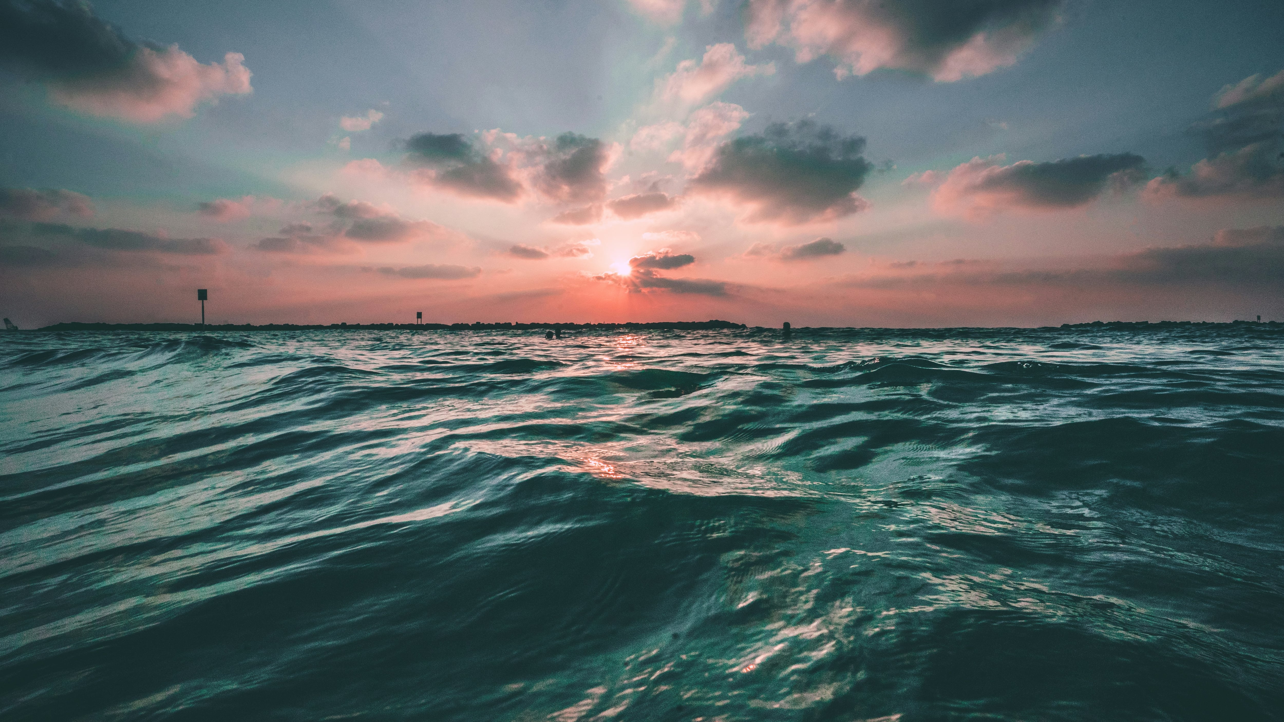 Temperaturas oceánicas alcanzaron nivel récord en marzo